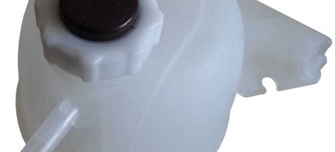 Замена антифриза Рено Логан