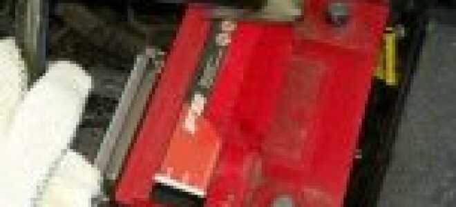 Инструкция, как правильно снимать аккумулятор с машины