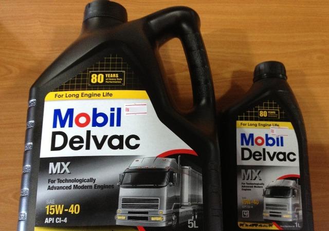 Смазывающая моторная смесь Delvac 15W-40