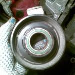 6. После этого уже можно демонтировать непосредственно сам шкив муфты.