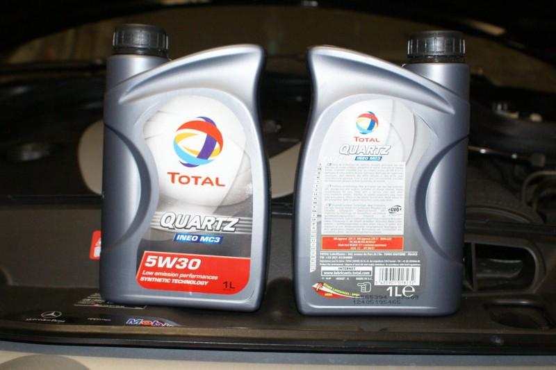 Моторная жидкость «Total quartz 5w30» в литровых канистрах