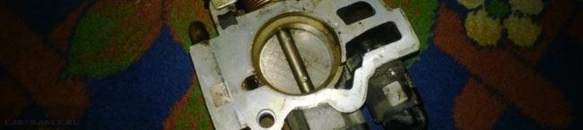Грязная дроссельная заслонка ВАЗ-2114